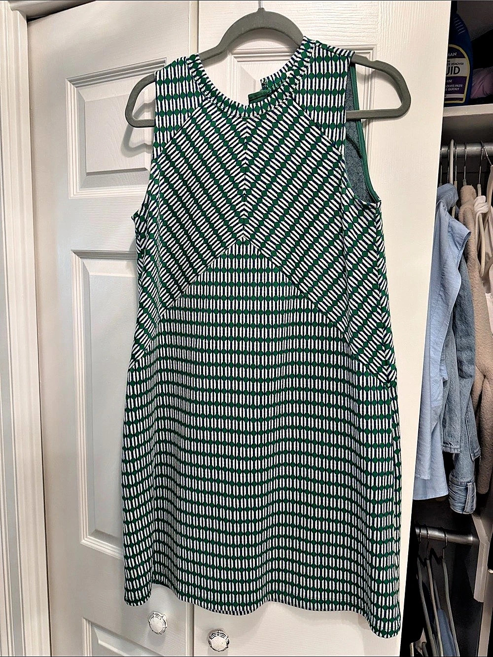 Maeve Geometric Mini Dress in Green & White Size Small